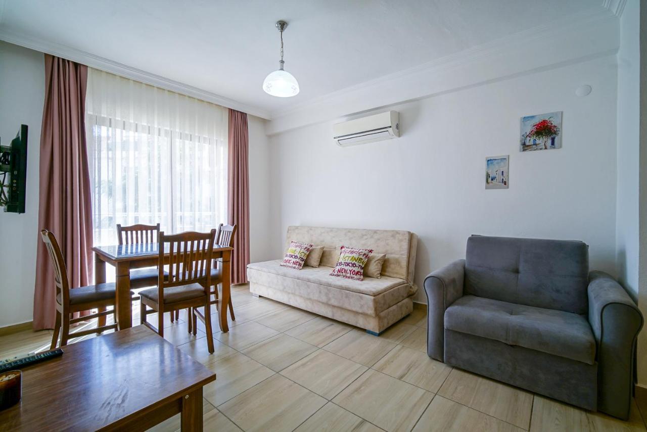 Aparthotel Isik 2*